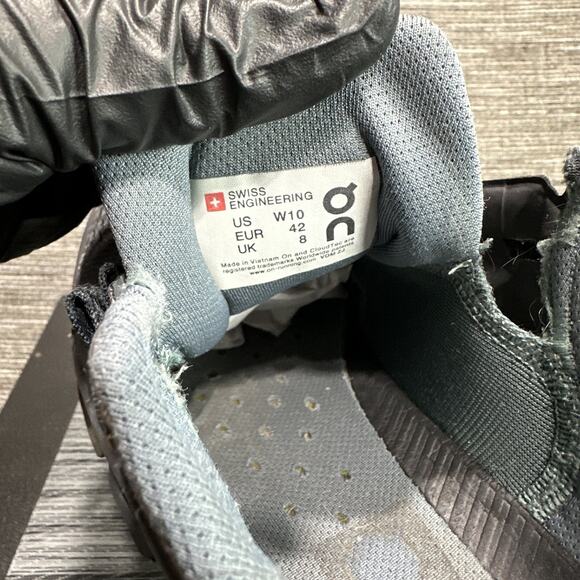 ON Cloud Cloudace Trainer Running Shoes Comfort Black Graphite/Olive Women's 10 - Picture 10 of 16